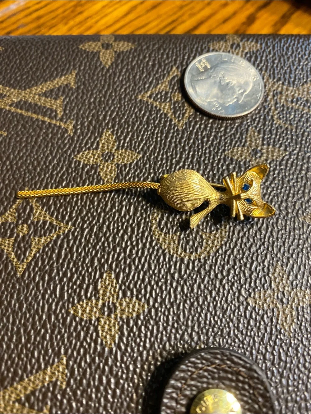 Vintage Whimsical Textured Gold Cat Pin Blue Rhinestone Eyes Articulated Tail